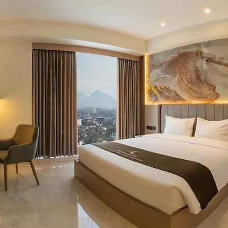 Redliving Apartemen Premium Exclusive Seturan Джокьякарта Экстерьер фото